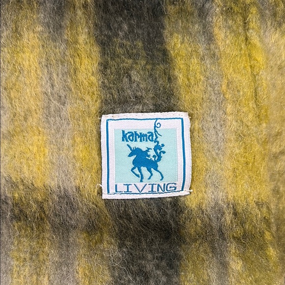 Karma Living throw blanket EUC - Picture 2 of 6